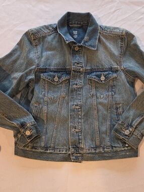 GAP Blue Washed Denim Jacket